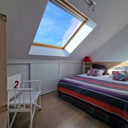 Le Coligny, Appt 100m Et Parking Lägenhet